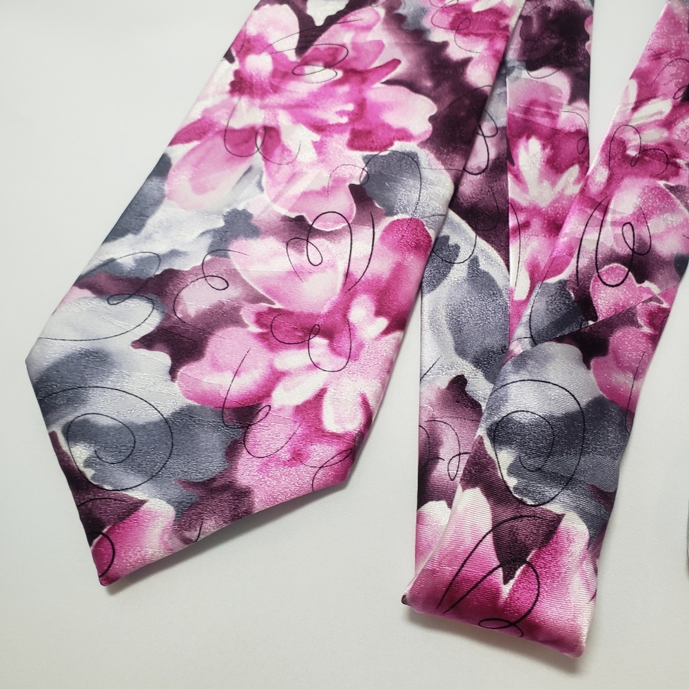 J. Garcia Floral Silk Tie